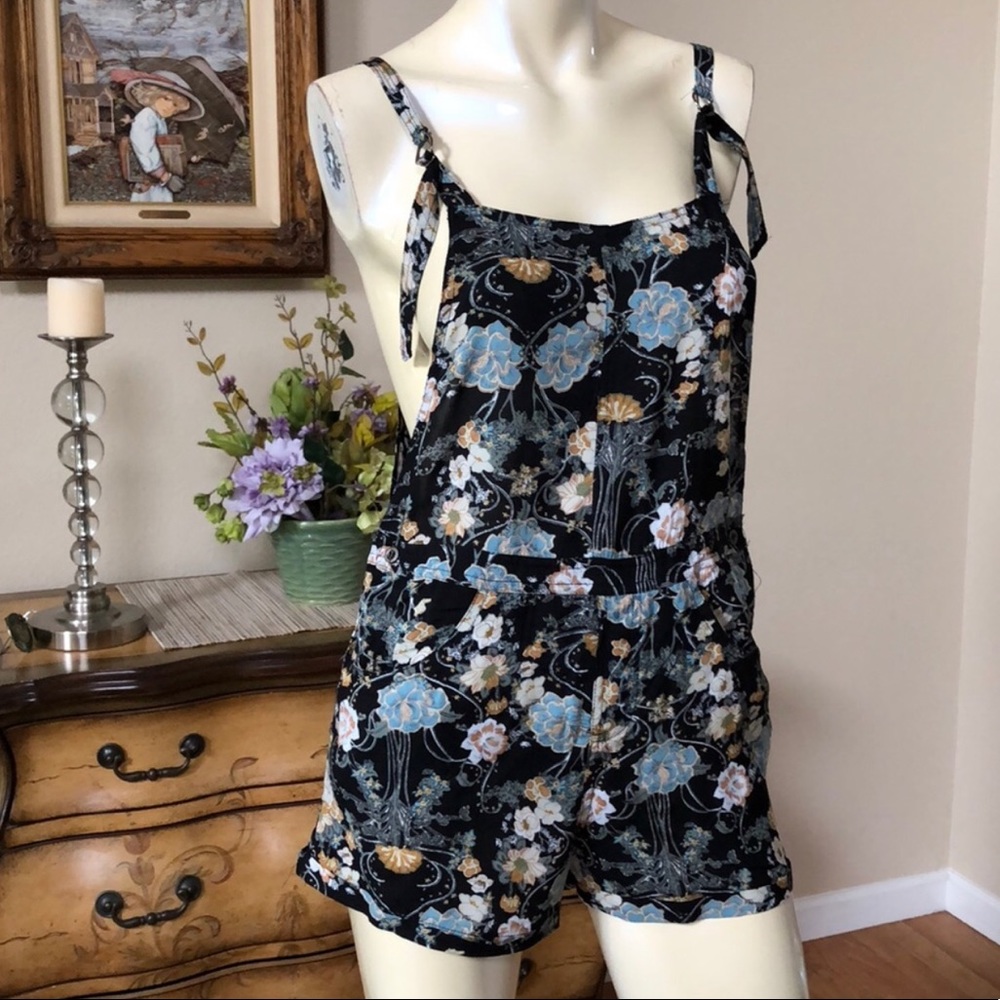 Seek Romper